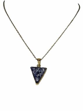 10/$25🦋 T&J Designs Purple Triangle Druzy Necklace